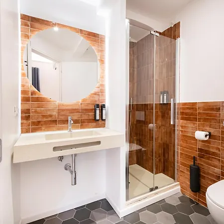 Relstay - Assarotti Appartement