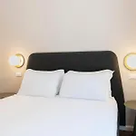 Relstay - Assarotti Apartamento *