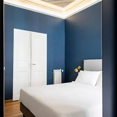 Relstay - Assarotti Apartman *